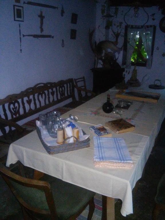 Гостьовий будинок Rural Tourism Family Ravlic Muzilovcica Екстер'єр фото